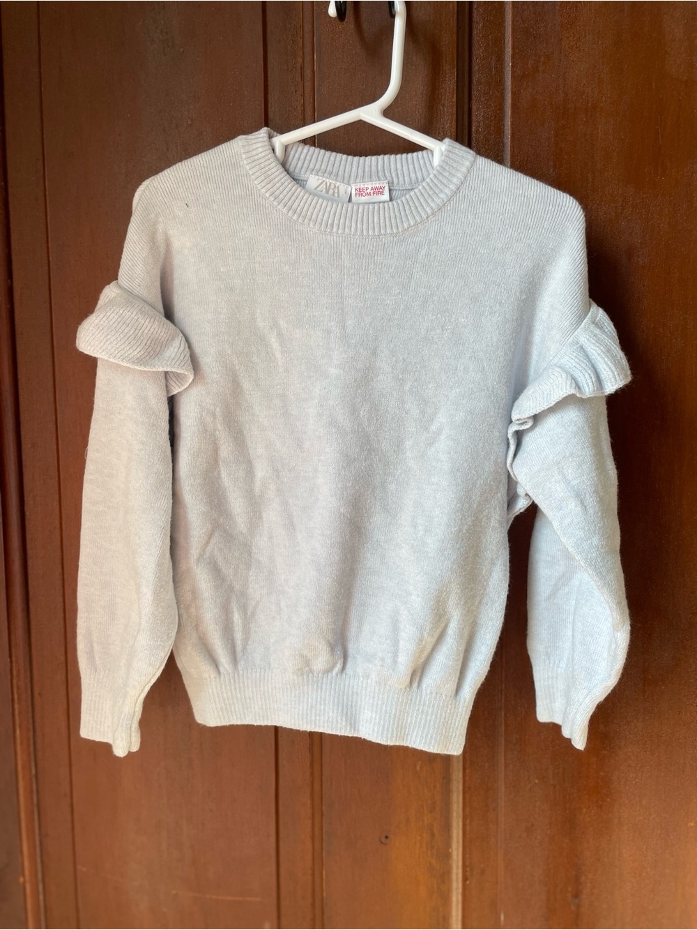 Zara girls 4-5 long sleeve light gray sweater
